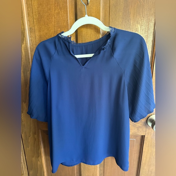 Express Navy Short Sleeve Top - Picture 2 of 2
